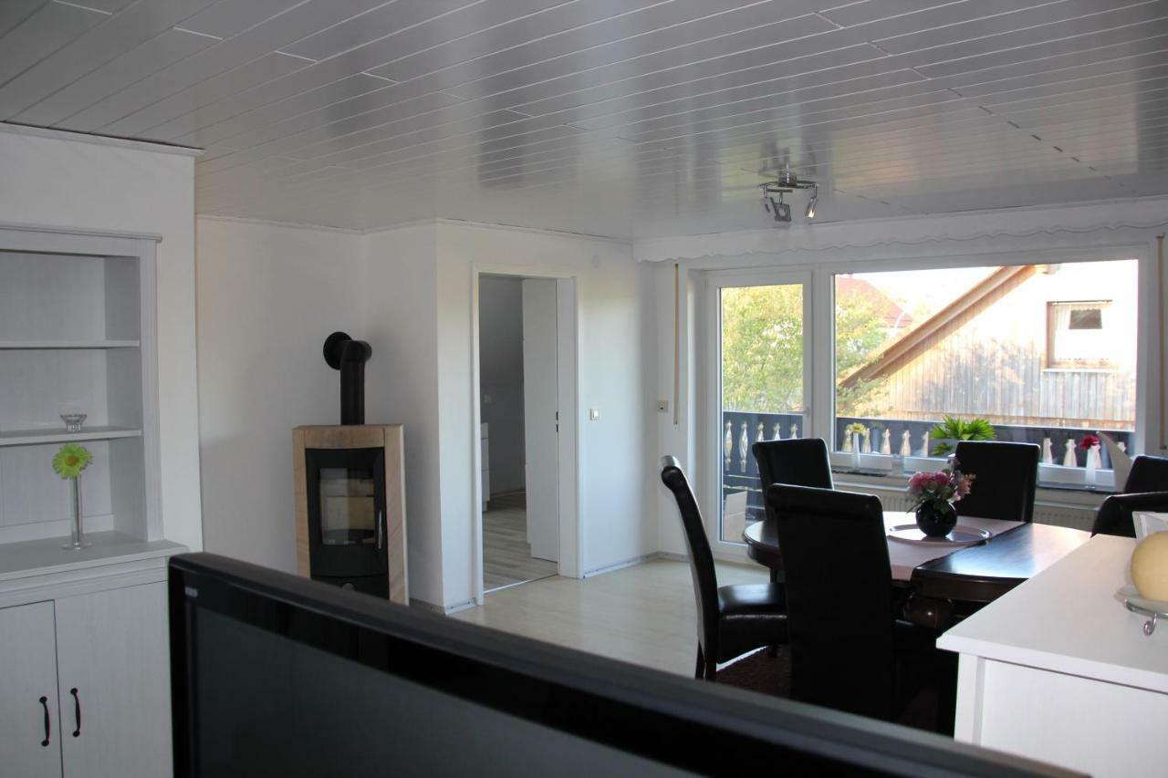 Ferienwohnung Abersfelder Mit Balkon Wildflecken Exteriör bild