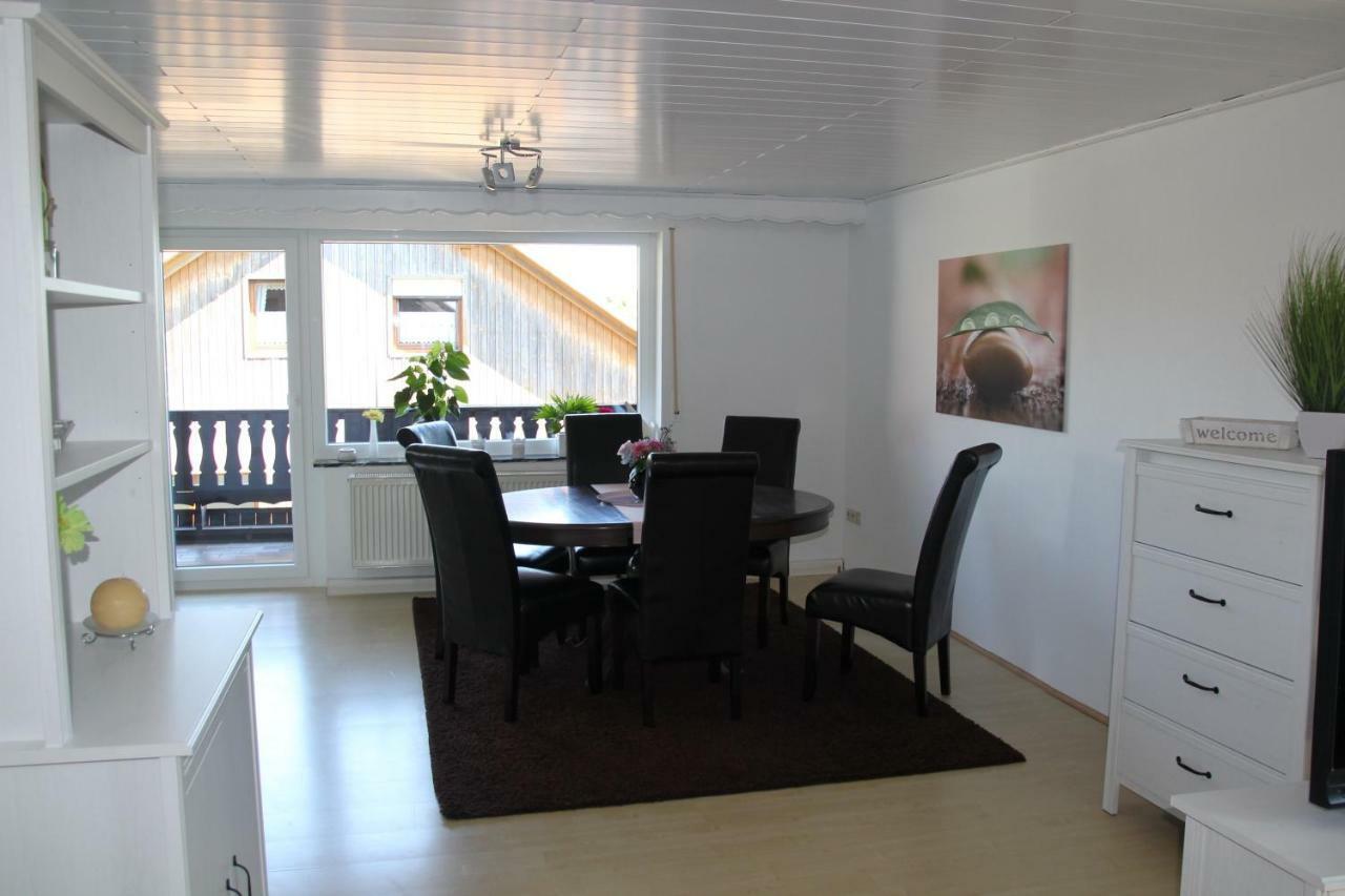 Ferienwohnung Abersfelder Mit Balkon Wildflecken Exteriör bild